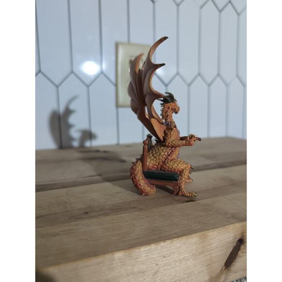 The Hamilton Collection "Cheatin' Charlie" Dragon, Hold'em Or Fold'em‎ Figurine - Picture 2 of 6